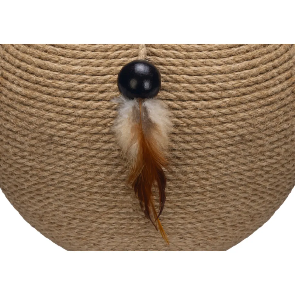 Designed by Lotte Krabbol Hout Tyra 27 x 27 x 33 cm