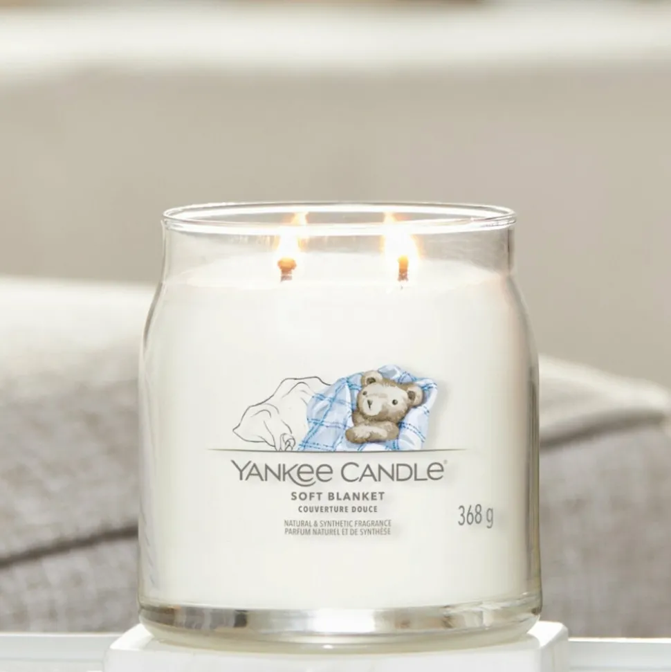 Yankee Candle Geurkaars Medium Jar Soft Blanket 368 gr